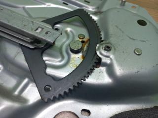 Стеклоподъемник передний правый Soul AM