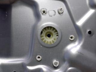 Стеклоподъемник передний правый Kia Sorento XM