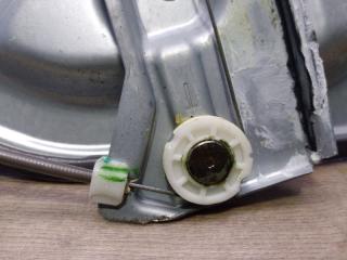 Стеклоподъемник передний правый Sorento XM