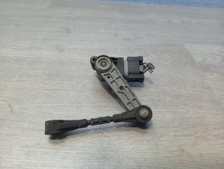 Датчик высоты дорожного просвета передний Land Rover Vogue 3 контрактная Датчик высоты дорожного просвета передний Land Rover Vogue 3