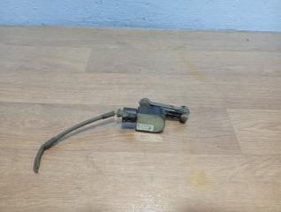 Датчик высоты дорожного просвета задний Audi Q7 контрактная Датчик высоты дорожного просвета задний Audi Q7