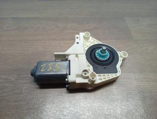 Запчасть мотор стеклоподъемника передний левый PORSCHE CAYENNE