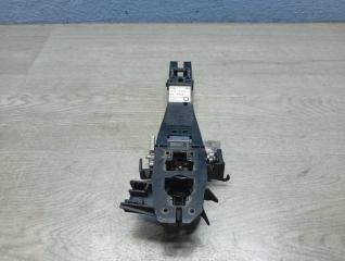 Кронштейн ручки двери передний левый Land Rover Range Rover Sport