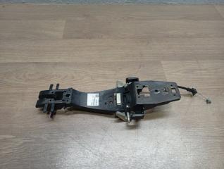 Кронштейн ручки двери задний левый Land Rover Discovery 3