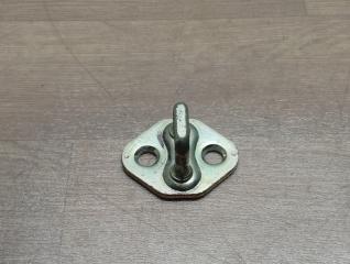 Фото запчасти скоба замка багажника Honda Pilot контрактная запчасть Запчасть скоба замка багажника Honda Pilot