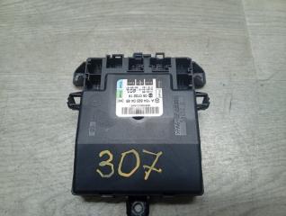 Запчасть блок управления дверью передний правый Mercedes GL