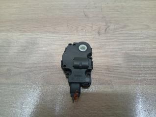 Фото запчасти моторчик заслонки печки Mercedes GL контрактная запчасть Запчасть моторчик заслонки печки Mercedes GL