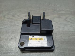 Запчасть датчик удара Cadillac Escalade