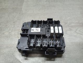 Запчасть блок предохранителей Cadillac Escalade