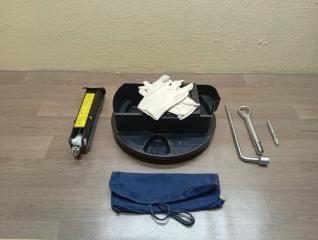 Запчасть ящик для инструментов Mercedes S