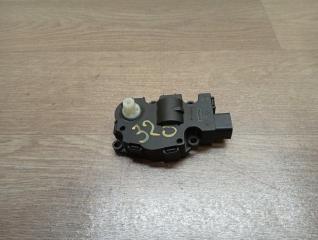 Фото запчасти моторчик заслонки печки Mercedes S контрактная запчасть Запчасть моторчик заслонки печки Mercedes S