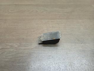 Фото запчасти плафон освещения багажника Audi SQ5 контрактная запчасть Запчасть плафон освещения багажника Audi SQ5