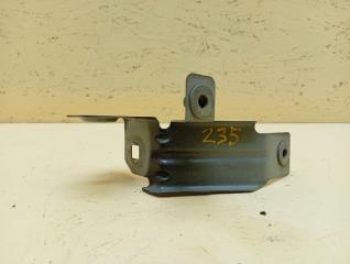 Запчасть кронштейн крыла левый PORSCHE CAYENNE