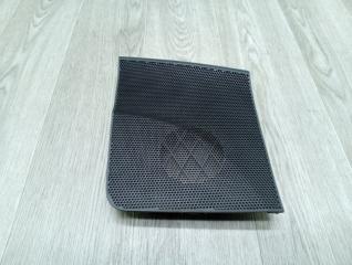Запчасть решетка динамика правая Subaru FORESTER