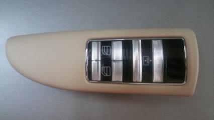 Кнопка стеклоподъемника задняя левая Mercedes-Benz S-Class 2008