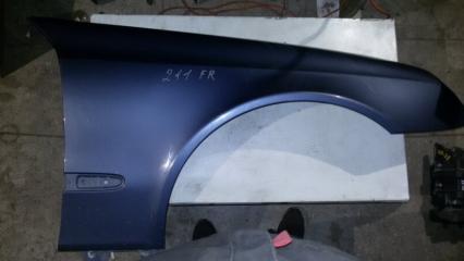 Крыло переднее правое Mercedes-Benz E-Class