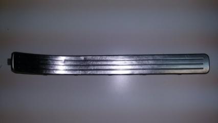 Накладка на порог дверная задняя правая Volkswagen Touareg 2005 Б/У Накладка на порог дверная задняя правая Volkswagen Touareg 2005