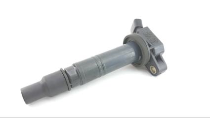 Запчасть катушка зажигания TOYOTA ISIS 2005
