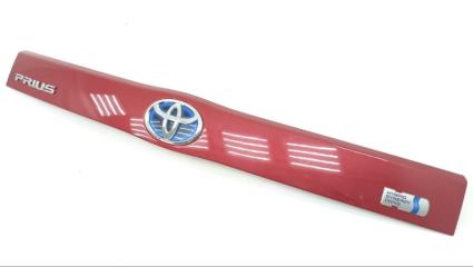 Накладка 5-й двери TOYOTA PRIUS