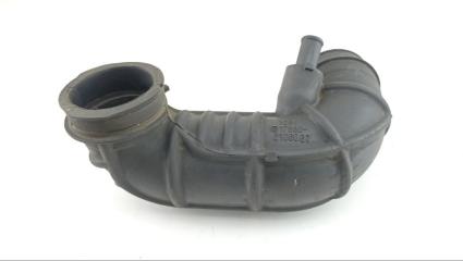 Запчасть патрубок воздушн.фильтра TOYOTA FUNCARGO 2002