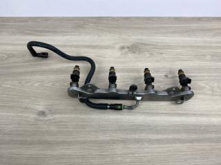 Запчасть топливная рампа форсунки Honda Accord 8 2011