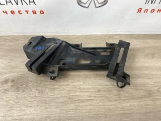 Запчасть направляющая крепление фары левое Infiniti QX70 FX37 FX35 FX50 FX30D 2010