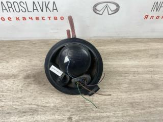 Запчасть фильтр топливный левый Volkswagen Touareg NF 2011