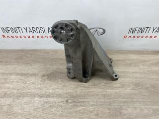 Запчасть кронштейн опора двигателя правый Volkswagen Touareg NF 2011