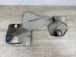 Запчасть тепловой экран правый Volkswagen Touareg NF 2011