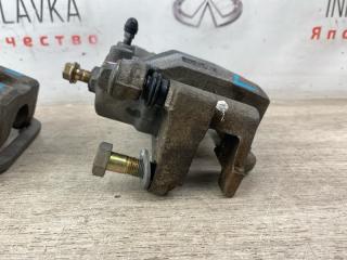 Суппорт комплект задний M35 M45 2005 Y50 VK45DE