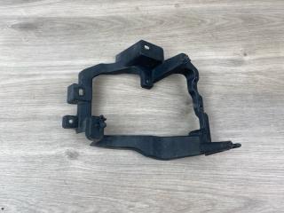 Запчасть кронштейн птф передний левый TOYOTA Land Cruiser 300 2021 VJA300 8148260160 контрактная Кронштейн птф передний левый TOYOTA Land Cruiser 300 2021 VJA300 8148260160 контрактная