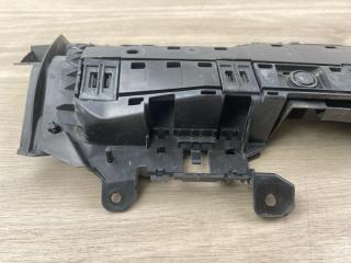 Кронштейн блока управления Land Cruiser 300 2022 VJA300 Кронштейн блока управления Land Cruiser 300 2022 VJA300