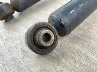 Амортизаторы задние QX60 2017 L50 VQ35DD