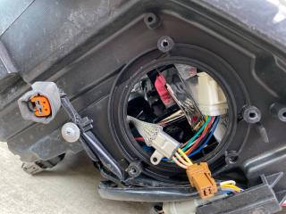 Фара ксенон передняя правая M35 M45 2007 Y50 VQ35DE