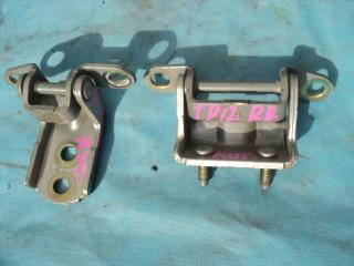 Петля дверная задняя правая NISSAN PRIMERA контрактная Петля дверная задняя правая NISSAN PRIMERA