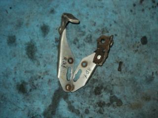 Петля капота HONDA CR-V контрактная Петля капота HONDA CR-V