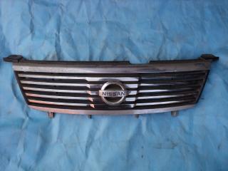 Решетка радиатора NISSAN SUNNY