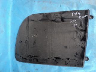 Стекло собачника заднее правое MITSUBISHI DELICA