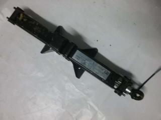 Домкрат MAZDA DEMIO 2011