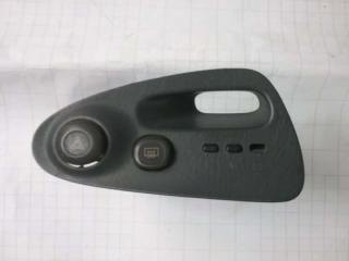 Кнопка в салон TOYOTA CERES контрактная Кнопка в салон TOYOTA CERES