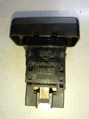 Кнопка в салон BLUEBIRD SYLPHY QG10