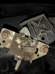 Запчасть замок капота FORD FUSION 2011