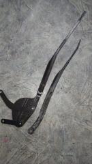 Поводок стеклоочистителя передний TOYOTA HARRIER MCU15