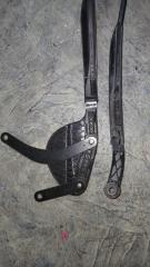 Поводок стеклоочистителя передний HARRIER MCU15