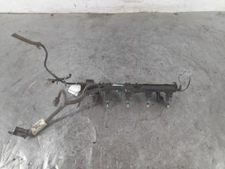 Запчасть рампа топливная Ford Focus 2004-2011