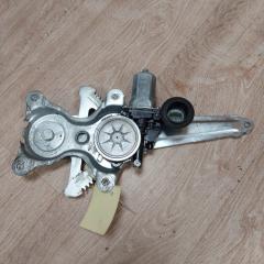 Запчасть стеклоподъемник двери задний правый Toyota Camry 2012-2017