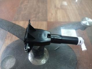 Форсунка омывателя фары правая Honda Accord 8 2008-2010