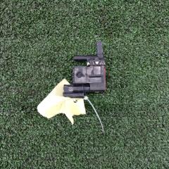 Запчасть клапан электромагнитный Mazda 3 2001-2010