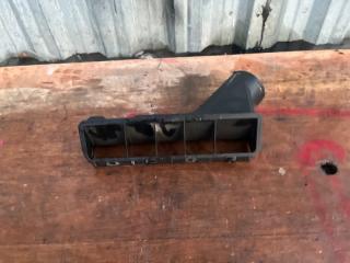 Запчасть воздухозаборник передний Hyundai Santa Fe 2 2005-2012