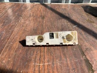 Запчасть кронштейн крыла передний левый Nissan PATROL 2010-2024